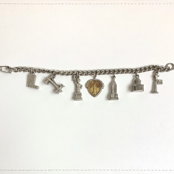Vintage NYC Charm Bracelet - Picture 1 of 4